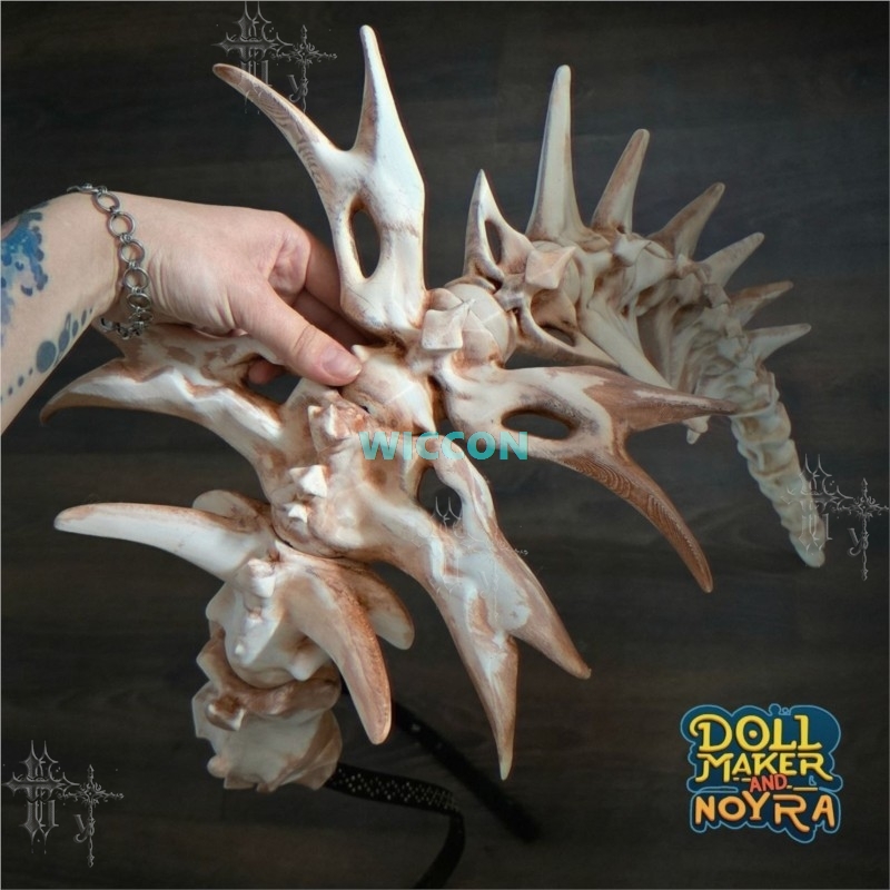 Articulated Bone Spine Demon T - Anime Cosplay Live recension och pris